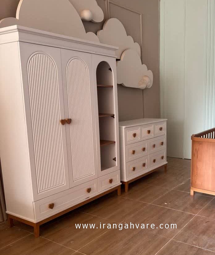 کمد کودک دو درب CNC با بوفه جانبی و کشو