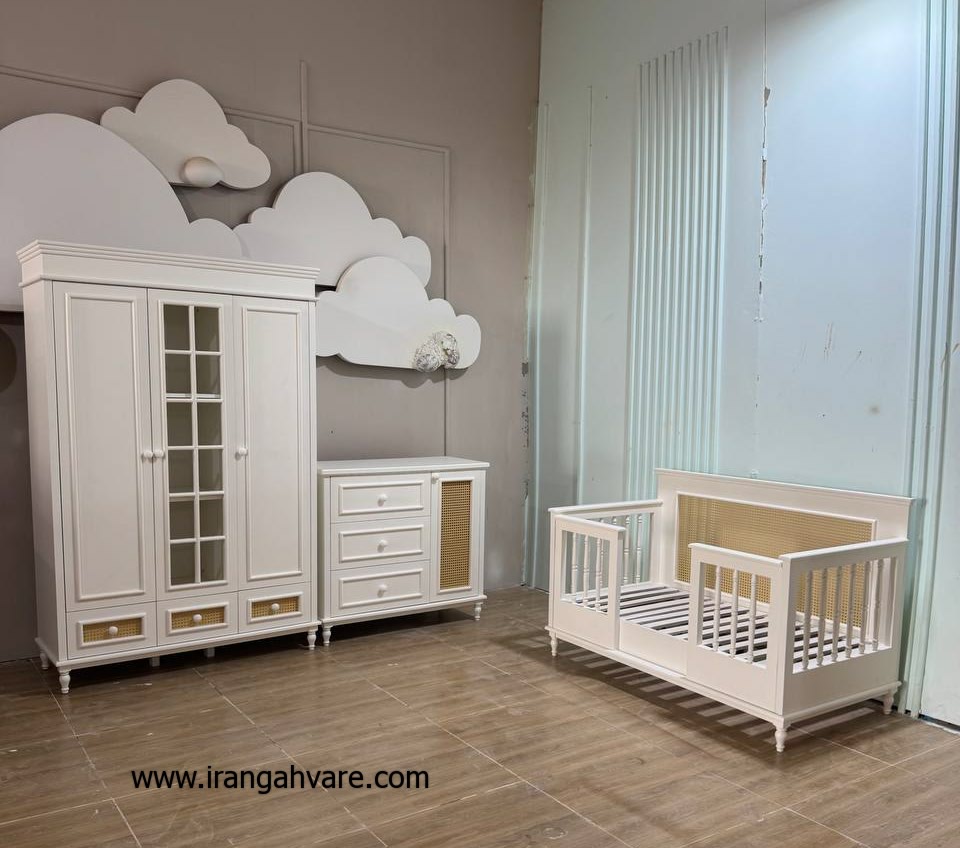 ست سه تیکه چوبی حصیری با تخت کاناپه ای